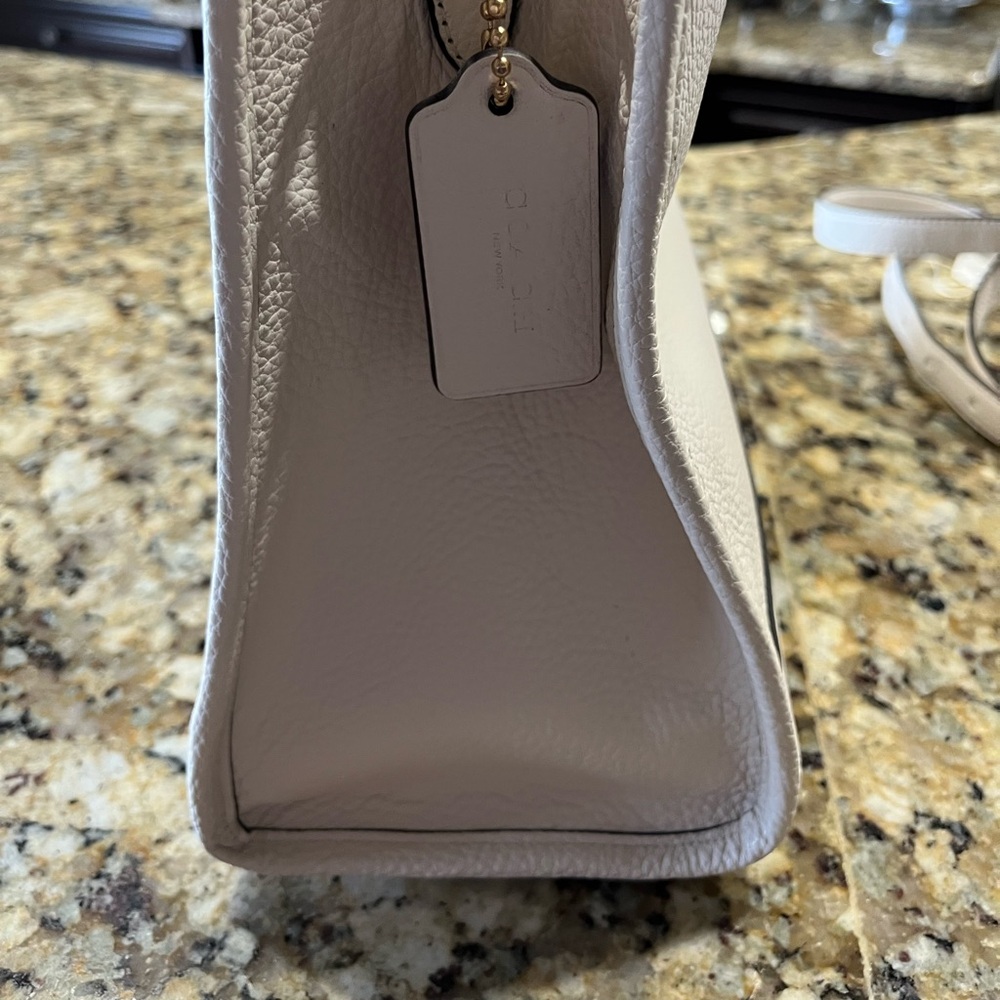 Coach Dempsey carryall purse, like new condition, see photos